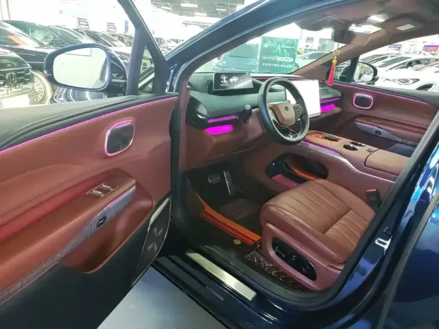 GAC Hyptec HL — Фото автомобиля 15