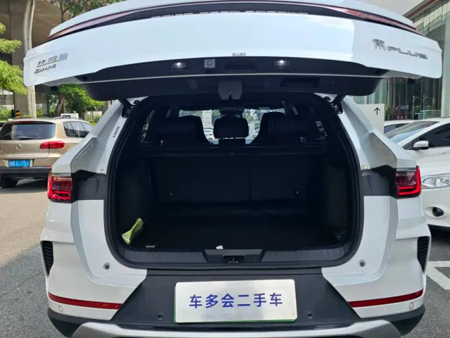 BYD Song PLUS — Фото автомобиля 18