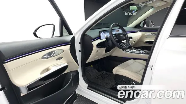 Genesis GV70 2.5T Бензин 2WD — Фото автомобиля 10