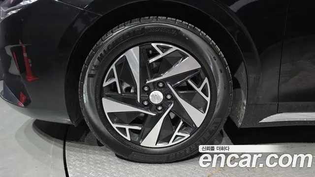 Hyundai Grandeur Grandeur (New) Hybrid — Фото автомобиля 5