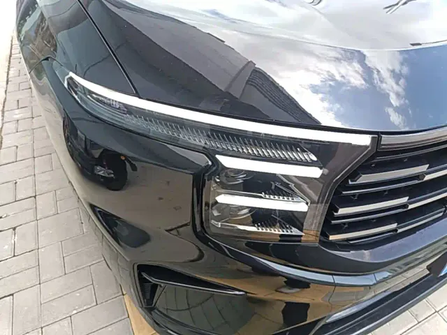 Ford Edge — Фото автомобиля 10
