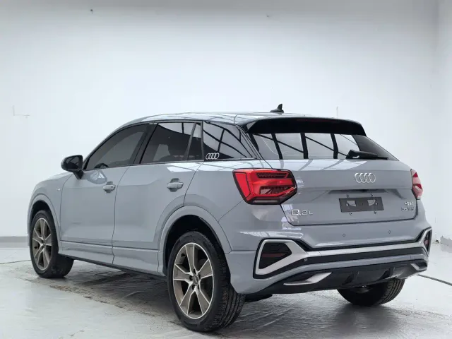 Audi Q2L — Фото автомобиля 6