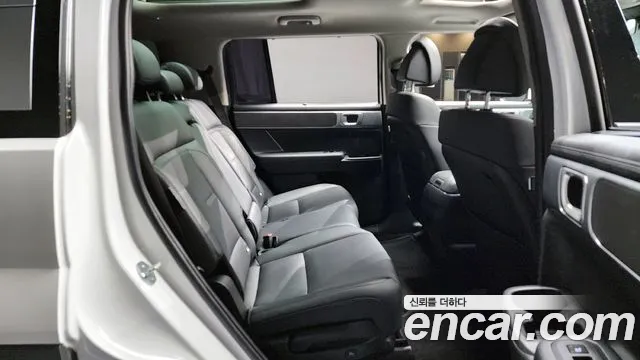 Hyundai Santafe Santa Fe (MX5) Бензин 2.5T 4WD — Фото автомобиля 12