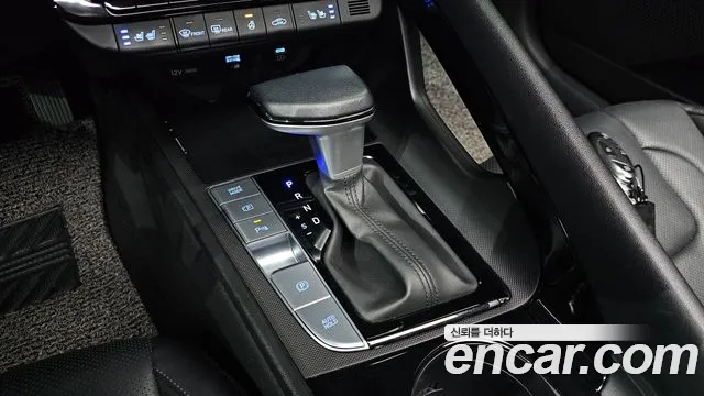 Hyundai Avante CN7 — Фото автомобиля 12