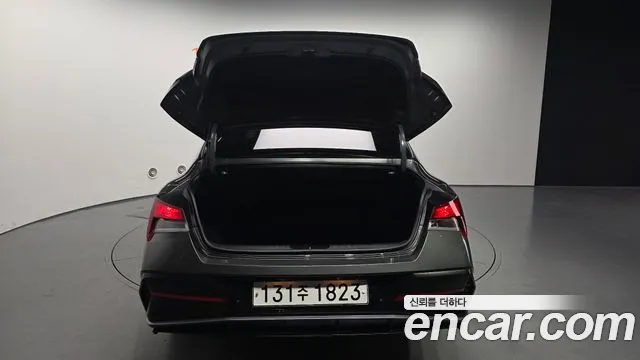 Hyundai Avante CN7 — Фото автомобиля 20