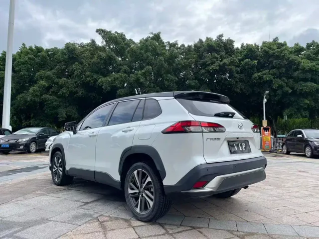 Toyota Frontlander — Фото автомобиля 5