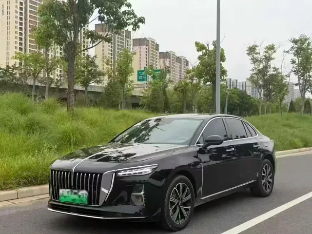 Фотография автомобиля — Hongqi H5 PHEV