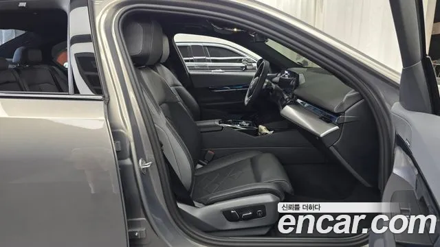 BMW 5-Series 5 серия (G60) 530i xDrive M Sport — Фото автомобиля 11