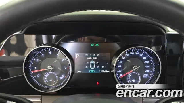 Hyundai Grandeur Новый Grandeur IG 3.0 LPi (Для проката) — Фото автомобиля 6