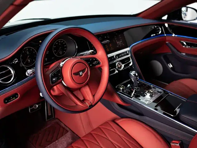 Bentley Flying Spur — Фото автомобиля 7