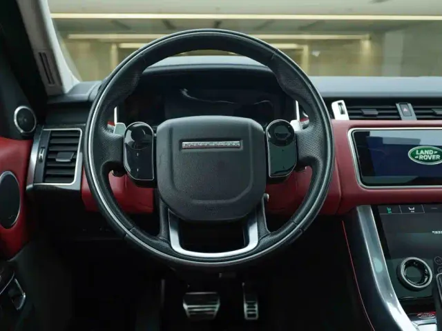 Land Rover Range Rover Sport — Фото автомобиля 18