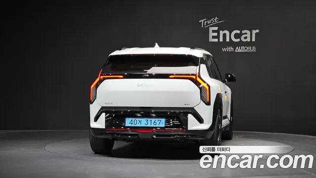 Kia EV3 — Фото автомобиля 3