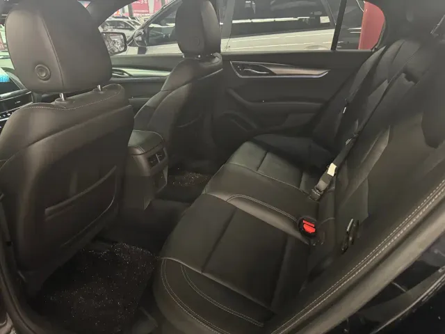 Cadillac CT5 — Фото автомобиля 9