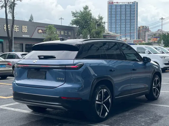 Nio ES7 — Фото автомобиля 8