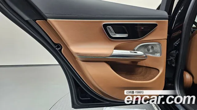 Mercedes-Benz E-Class W214 — Фото автомобиля 14
