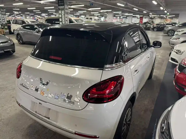 Wuling Bingo — Фото автомобиля 7