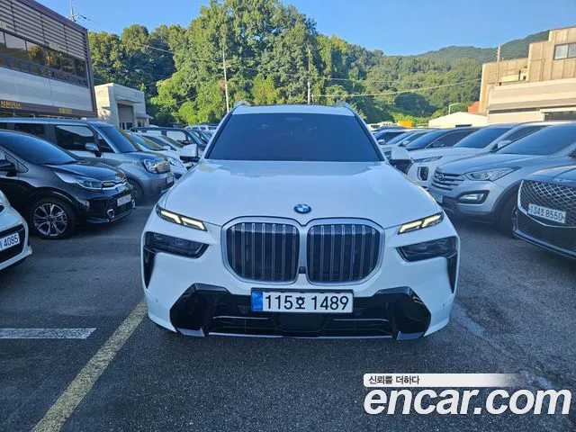 Фотография автомобиля — BMW X7 G07