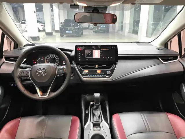 Toyota Corolla — Фото автомобиля 8