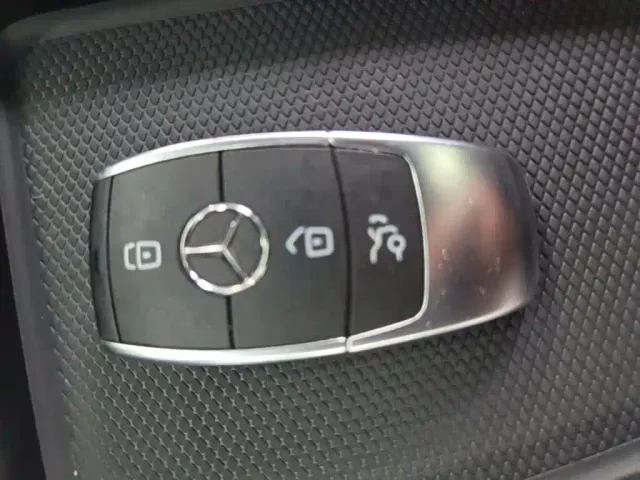 Mercedes-Benz A-Class — Фото автомобиля 8