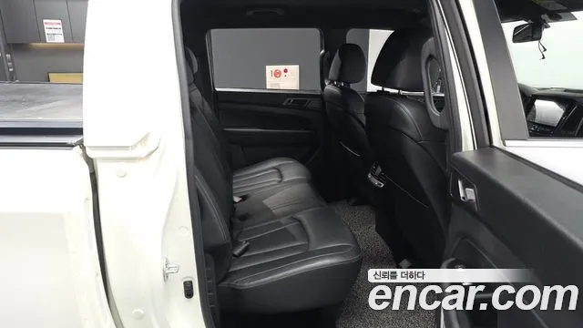 KG_Mobility_Ssangyong Rexton Новый Rexton Sport Khan Дизель 2.2 4WD — Фото автомобиля 12