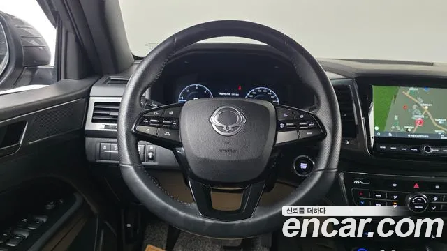 KG_Mobility_Ssangyong Rexton Новый Rexton Sport Khan Дизель 2.2 4WD — Фото автомобиля 15