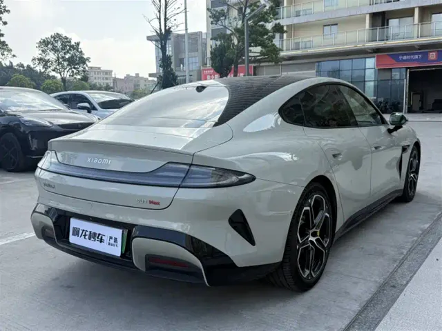 Xiaomi SU7 — Фото автомобиля 3