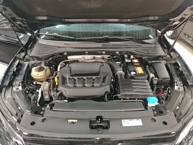 Volkswagen Passat — Фото автомобиля 19