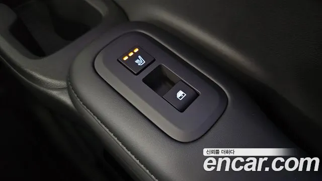 Hyundai Santa Fe MX5 — Фото автомобиля 18