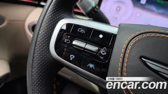 Genesis GV70 2.5T Бензин 2WD — Фото автомобиля 15