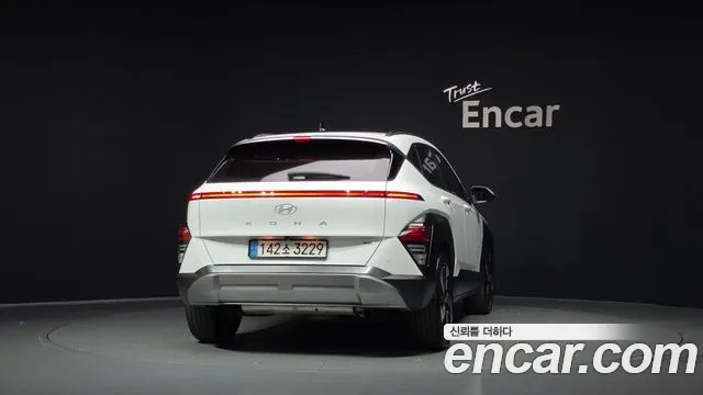 Hyundai Kona SX2 — Фото автомобиля 4