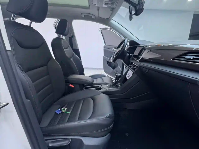Volkswagen Tharu — Фото автомобиля 8