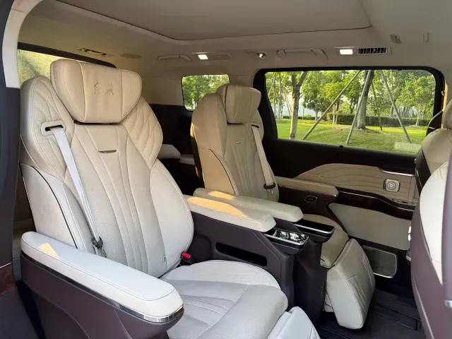 Hongqi HQ9 — Фото автомобиля 7