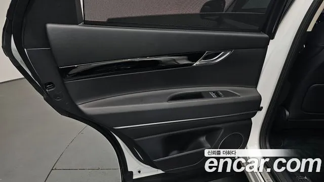 Genesis GV80 2.5T Бензин 2WD — Фото автомобиля 25