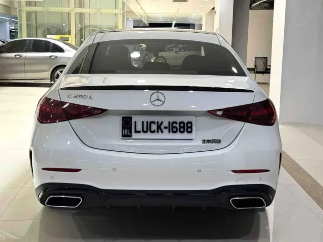 Mercedes-Benz C-Class — Фото автомобиля 3