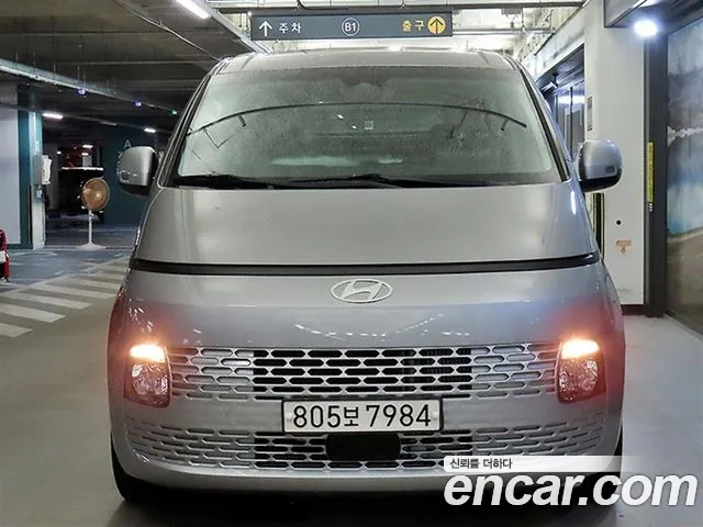 Hyundai Staria Staria Карго 3 места — Фото автомобиля 2