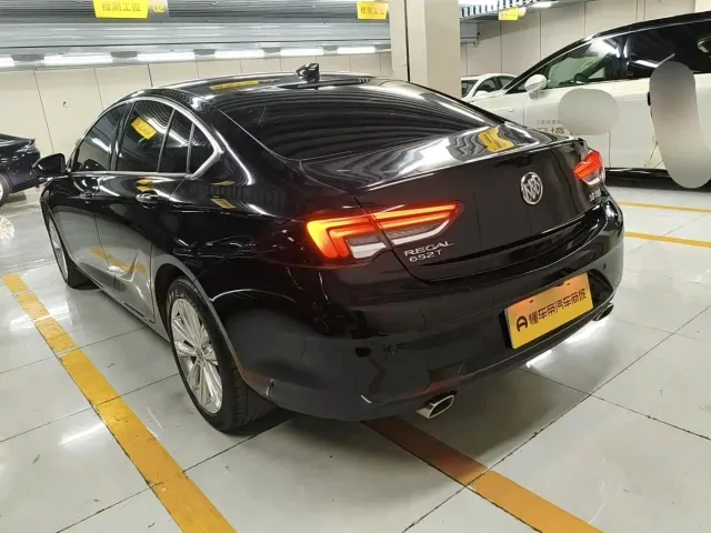 Buick Regal — Фото автомобиля 3