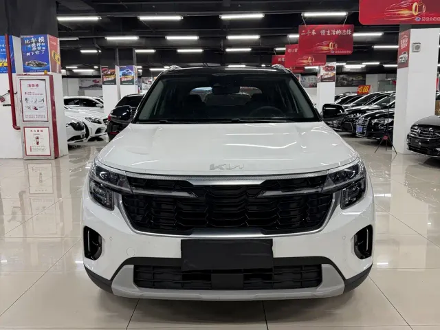 Kia Seltos — Фото автомобиля 2