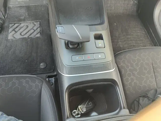 Changan Qiyuan A05 — Фото автомобиля 13