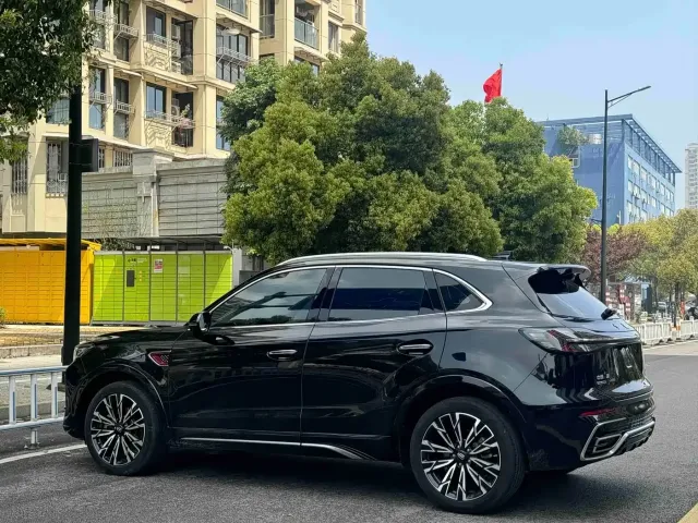 Hongqi HS5 — Фото автомобиля 7