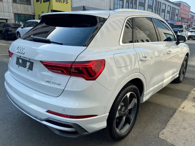 Audi Q3 — Фото автомобиля 21