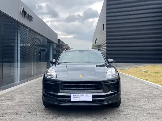 Porsche Macan — Фото автомобиля 2