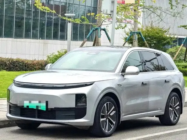 Фотография автомобиля — Li Auto L6