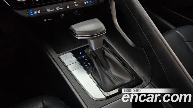 Hyundai Avante CN7 — Фото автомобиля 12