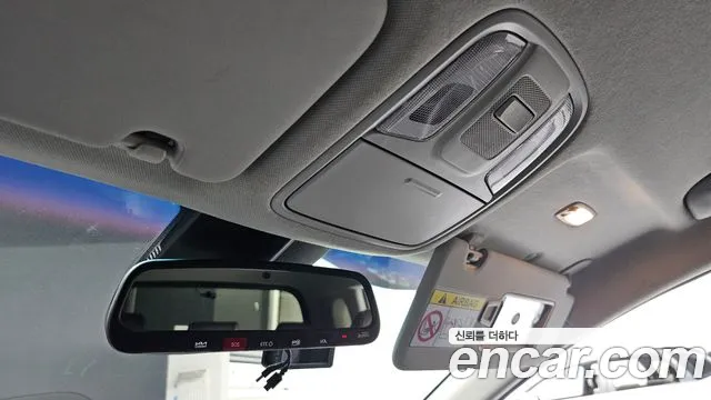 Kia Niro — Фото автомобиля 24