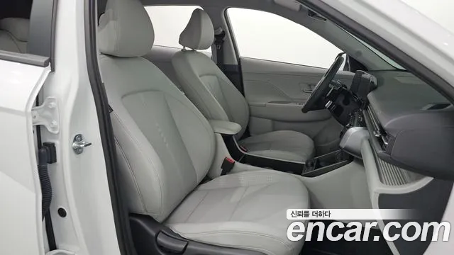 Hyundai Kona SX2 — Фото автомобиля 16
