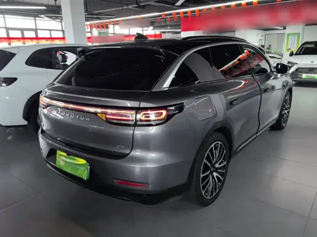 Leapmotor C11 — Фото автомобиля 6