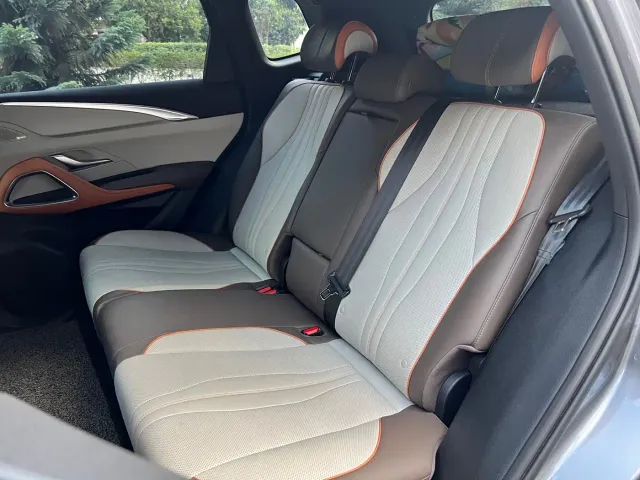 BYD Song Pro — Фото автомобиля 11