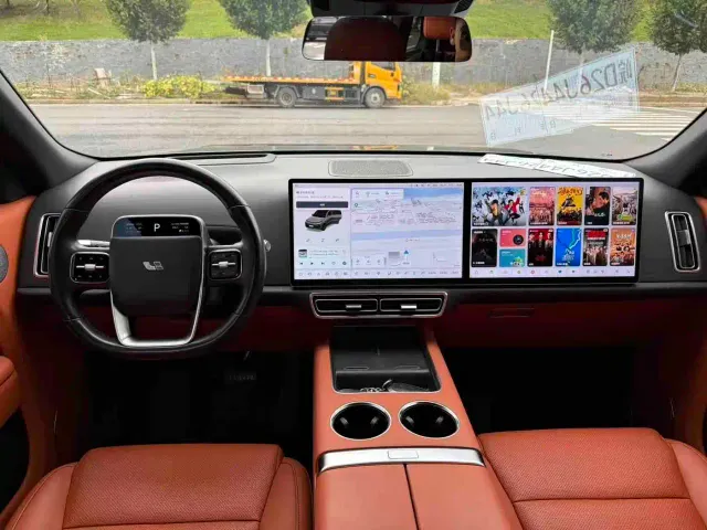 Li Auto L8 — Фото автомобиля 6
