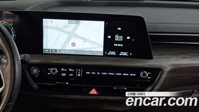 Kia K8 K8 Hybrid — Фото автомобиля 20