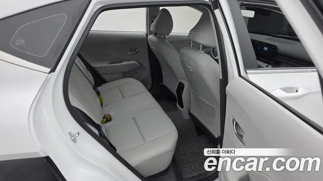 Hyundai Kona SX2 — Фото автомобиля 12